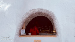 Bar u podnóża lodowca Presena (fot. P. Tomczyk)