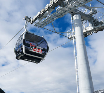 12er Express (foto: Tourismusverband Saalbach Hinterglemm)