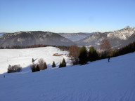 W ODDALI SCHRONISKO.