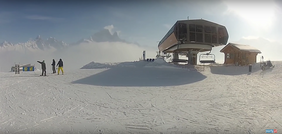 Ładnie usytuowana trasa. Piękne widoki i super warunki.