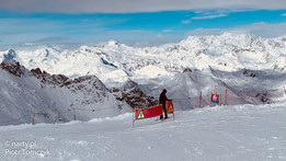 Początek zjazdu z lodowca Presena, trasa czarna (fot. P. Tomczyk) Początek zjazdu z lodowca Presena, trasa czarna (fot. P. Tomczyk)