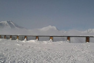 Maso Corto narty w lutym. Widok na szczyty z tarasu górnej stacji kolejki.