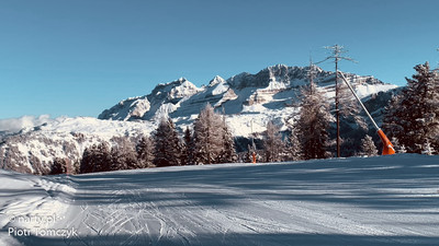 Pinzolo w drodze do Madonna di Campiglio (fot. P. Tomczyk) Pinzolo w drodze do Madonna di Campiglio (fot. P. Tomczyk)