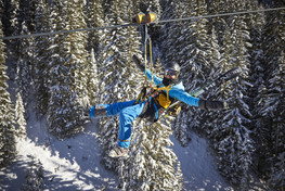 Zjazd zjeżdżalnią linową Ischgl Skyfly (foto: TVB Paznaun – Ischgl)