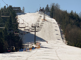 Ośrodek narciarski Cieńków-widok na trasę (fot. P. Tomczyk)