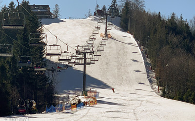 Ośrodek narciarski Cieńków-widok na trasę (fot. P. Tomczyk)