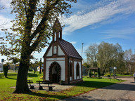 Kapliczka w Jankowicach 2