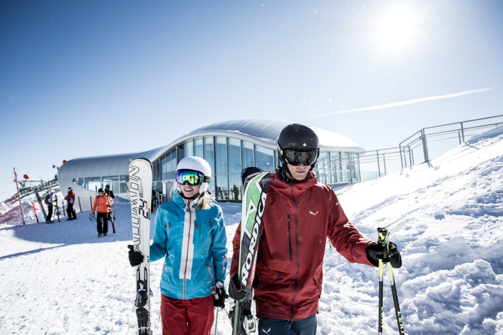 Skifahren Pitztaler Gletscher (c)Hochzeiger Bergbahnen, Daniel Zangerl Skifahren Pitztaler Gletscher (c)Hochzeiger Bergbahnen, Daniel Zangerl