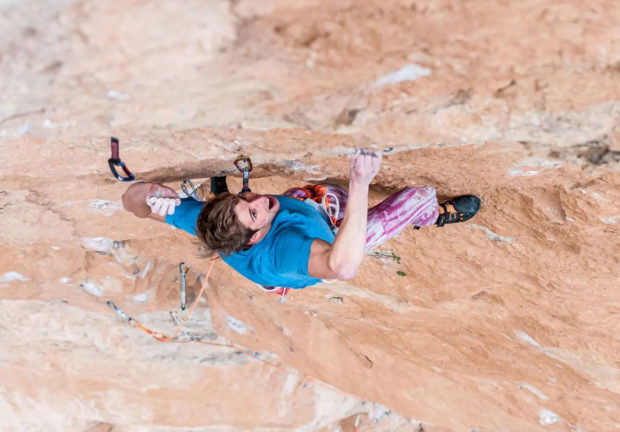 Sébastien Berthe na „La Rambli” 9a+, Siurana (fot. Julia Cassou) Sébastien Berthe na „La Rambli” 9a+, Siurana (fot. Julia Cassou)