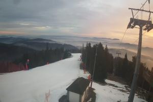 Kamera: Jaworzyna Krynicka Widok ze szczytu Jaworzyny Krynickiej (1114 m n.p.m) Krynica Jaworzyna Krynicka Widok ze szczytu Jaworzyny Krynickiej (1114 m n.p.m)