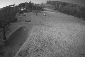 Kamera: Gromadzyń Widok z dołu Ustrzyki Dolne Gromadzyń Widok z dołu