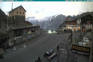 Kamera: Passo Stelvio Widok na przełęcz Stelvio 2760 m Przełecz Stelvio Passo Stelvio Widok na przełęcz Stelvio 2760 m
