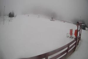 Kamera: Stacja narciarska CZARNÓW Wyciąg numer 1 dolna stacja Stacja narciarska CZARNÓW Stacja narciarska CZARNÓW Wyciąg numer 1 dolna stacja