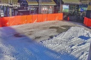 Kamera: Jaworzyna Krynicka Widok ze stacji dolnej kolei gondolowej (648 m n.p.m.) Krynica Jaworzyna Krynicka Widok ze stacji dolnej kolei gondolowej (648 m n.p.m.)