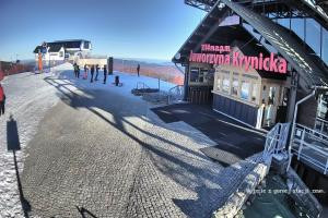Kamera: Jaworzyna Krynicka Widok na trasę dla dzieci na szczycie (1100 m n.p.m.) Krynica Jaworzyna Krynicka Widok na trasę dla dzieci na szczycie (1100 m n.p.m.)