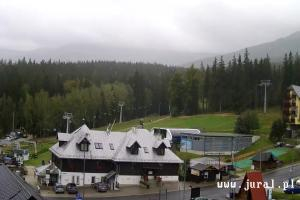 Kamera: Szrenica Ski Arena Widok na dolną stację wyciągu Szklarska Poręba Szrenica Ski Arena Widok na dolną stację wyciągu