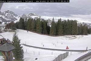 Kamera: Globis Alpenspielplatz Engelberg Titlis Globis Alpenspielplatz