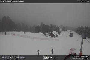 Kamera: Val di Fiemme - Cavalese - Predazzo - Obereggen SkiAreaAlpeLusia - Castelir Slope Val di Fiemme Val di Fiemme - Cavalese - Predazzo - Obereggen SkiAreaAlpeLusia - Castelir Slope