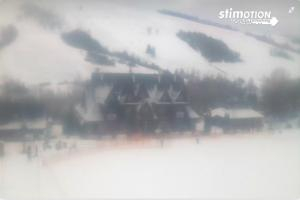 Kamera: Chyrowa Ski Widok na dolnÄ… stacjÄ™ wyciÄ…gu Chyrowa Chyrowa Ski Widok na dolnÄ… stacjÄ™ wyciÄ…gu