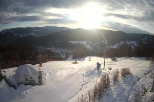 Kamera: STOK – Stacja Narciarska Widok z górnej stacji Wisła STOK – Stacja Narciarska Widok z górnej stacji