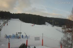 Kamera: Czarna Góra Dolny odcinek nartostrady "B", wyciąg BIBA Stronie Śląskie Czarna Góra Dolny odcinek nartostrady "B", wyciąg BIBA