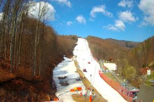 Wisła STOK – Stacja Narciarska Widok z dolnej stacji