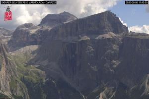 Kamera: Val di Fassa - Carezza Canazei - Pordoi Val di Fassa - Carezza Val di Fassa - Carezza Canazei - Pordoi