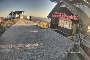 Kamera: Jaworzyna Krynicka Widok na trasę dla dzieci na szczycie (1100 m n.p.m.) Krynica Jaworzyna Krynicka Widok na trasę dla dzieci na szczycie (1100 m n.p.m.)