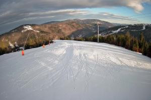 Kamera: Szczyrk Mountain Resort Hala Pośrednia - 1000 m n.p.m. Szczyrk Szczyrk Mountain Resort Hala Pośrednia - 1000 m n.p.m.