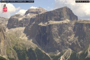 Kamera: Val di Fassa - Carezza Canazei - Pordoi Val di Fassa - Carezza Val di Fassa - Carezza Canazei - Pordoi