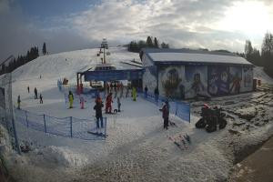 Kamera: Master Ski Wyciąg taśmowy dla dzieci Tylicz Master Ski Wyciąg taśmowy dla dzieci