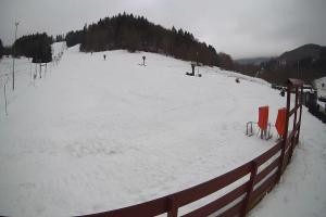 Kamera: Stacja narciarska CZARNÓW Wyciąg numer 1 dolna stacja Stacja narciarska CZARNÓW Stacja narciarska CZARNÓW Wyciąg numer 1 dolna stacja