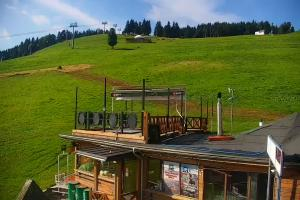 Kamera: Zieleniec Zieleniec SKI Arena - Widok z dolnej stacji Zieleniec Zieleniec Zieleniec SKI Arena - Widok z dolnej stacji