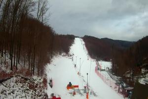 Kamera: STOK – Stacja Narciarska Widok z dolnej stacji Wisła STOK – Stacja Narciarska Widok z dolnej stacji