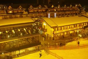 Kamera: Kotelnica Białczańska Dolna stacja, stok Białka Tatrzańska Kotelnica Białczańska Dolna stacja, stok