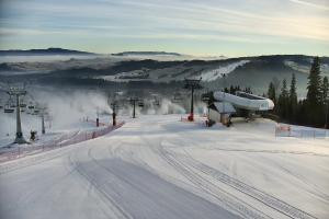 Kamera: Kotelnica Białczańska Kotelnica - widok na stok Białka Tatrzańska Kotelnica Białczańska Kotelnica - widok na stok