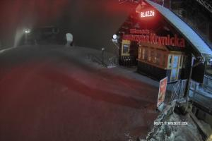 Kamera: Jaworzyna Krynicka Widok na trasÄ™ dla dzieci na szczycie (1100 m n.p.m.) Krynica Jaworzyna Krynicka Widok na trasÄ™ dla dzieci na szczycie (1100 m n.p.m.)