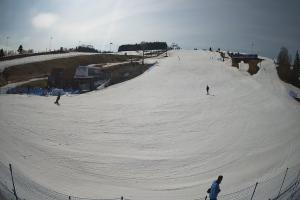 Tylicz Master Ski Widok naa dolną stację krzesełka