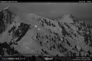 Kamera: Val di Fiemme - Cavalese - Predazzo - Obereggen Alpe Cermis - Prafiorì Val di Fiemme Val di Fiemme - Cavalese - Predazzo - Obereggen Alpe Cermis - Prafiorì