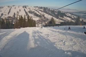 Poronin Ski Suche Ski Suche - widok z górnej stacji