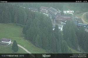 Kamera: Val di Fiemme - Cavalese - Predazzo - Obereggen SkiCenterLatemar - Passo Feudo Val di Fiemme Val di Fiemme - Cavalese - Predazzo - Obereggen SkiCenterLatemar - Passo Feudo