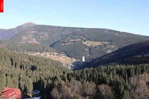 Kamera: Pec pod Śnieżką Kamera Pec pod Sněžkou, 1100 m n.p.m. Pec pod Śnieżką Pec pod Śnieżką Kamera Pec pod Sněžkou, 1100 m n.p.m.