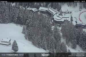 Kamera: Val di Fiemme - Cavalese - Predazzo - Obereggen SkiCenterLatemar - Passo Feudo Val di Fiemme Val di Fiemme - Cavalese - Predazzo - Obereggen SkiCenterLatemar - Passo Feudo