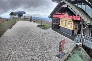 Kamera: Jaworzyna Krynicka Widok na trasÄ™ dla dzieci na szczycie (1100 m n.p.m.) Krynica Jaworzyna Krynicka Widok na trasÄ™ dla dzieci na szczycie (1100 m n.p.m.)