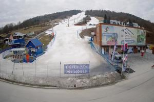 Kamera: BIESZCZAD.ski Widok na stok i kolej linową Wańkowa BIESZCZAD.ski Widok na stok i kolej linową