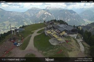 Kamera: Val di Fiemme - Cavalese - Predazzo - Obereggen Alpe Cermis - Paion Val di Fiemme Val di Fiemme - Cavalese - Predazzo - Obereggen Alpe Cermis - Paion