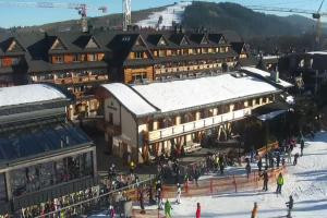 Kamera: Kotelnica Białczańska Dolna stacja, stok Białka Tatrzańska Kotelnica Białczańska Dolna stacja, stok