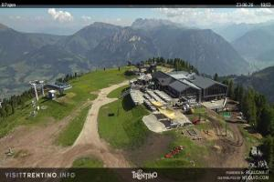Kamera: Val di Fiemme - Cavalese - Predazzo - Obereggen Alpe Cermis - Paion Val di Fiemme Val di Fiemme - Cavalese - Predazzo - Obereggen Alpe Cermis - Paion