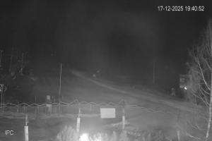 Kamera: Czarna Góra Dolny odcinek nartostrady "B", wyciąg BIBA Stronie Śląskie Czarna Góra Dolny odcinek nartostrady "B", wyciąg BIBA