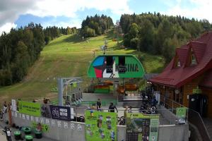 Kasina Wielka Kasina ski Dolna stacja kolejki krzesełkowej